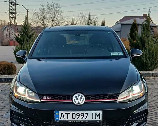 Черный Фольксваген Гольф ГТИ, объемом двигателя 1.98 л и пробегом 135 тыс. км за 19399 $, фото 1 на Automoto.ua