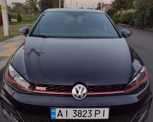 Черный Фольксваген Гольф ГТИ, объемом двигателя 2 л и пробегом 26 тыс. км за 19990 $, фото 1 на Automoto.ua
