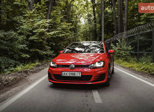 Фольксваген Гольф ГТИ 2015 в Славянске на Automoto.ua Красный Фольксваген Гольф ГТИ, объемом двигателя 1.98 л и пробегом 170 тыс. км за 14300 $, фото 1 на Automoto.ua