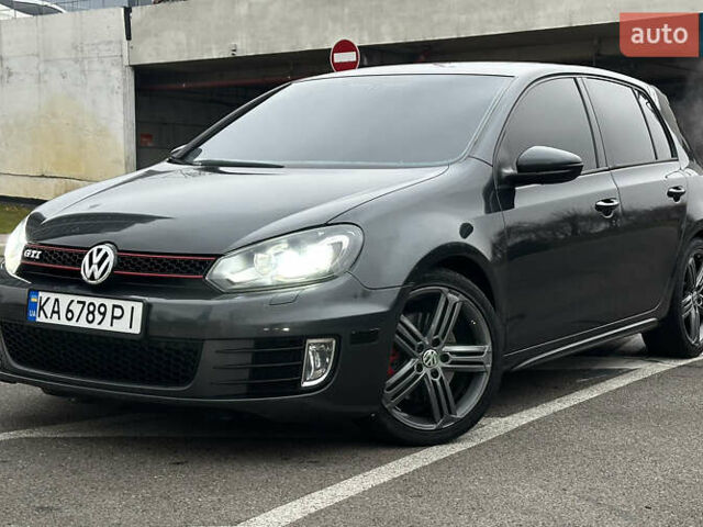 Сірий Фольксваген Гольф ГТІ, об'ємом двигуна 2 л та пробігом 220 тис. км за 8300 $, фото 1 на Automoto.ua