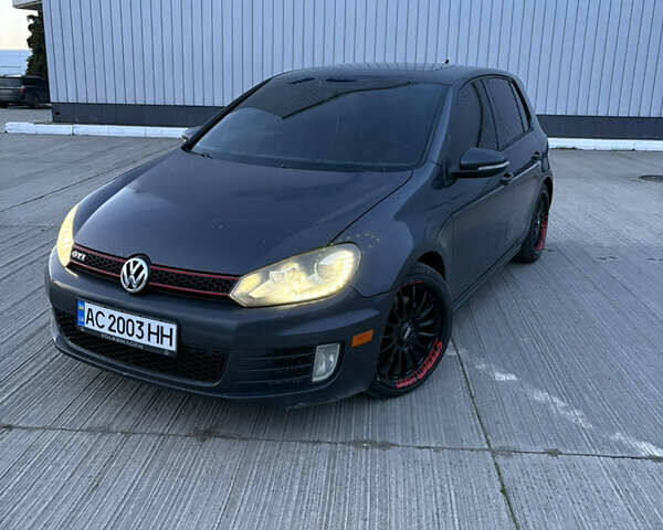 Сірий Фольксваген Гольф ГТІ, об'ємом двигуна 2 л та пробігом 226 тис. км за 9699 $, фото 1 на Automoto.ua