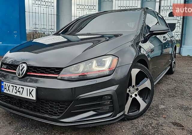 Серый Фольксваген Гольф ГТИ, объемом двигателя 1.98 л и пробегом 147 тыс. км за 13000 $, фото 1 на Automoto.ua