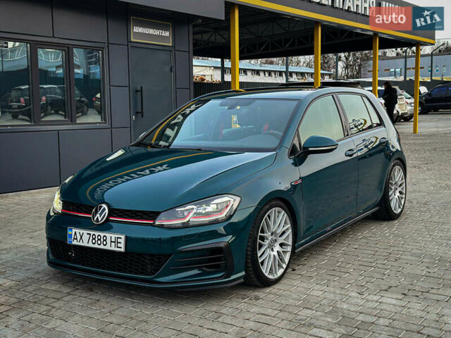 Зеленый Фольксваген Гольф ГТИ, объемом двигателя 1.98 л и пробегом 97 тыс. км за 16700 $, фото 1 на Automoto.ua