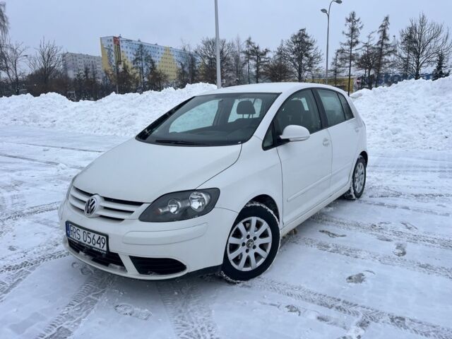 Белый Фольксваген Гольф Плюс, объемом двигателя 1.9 л и пробегом 271 тыс. км за 3029 $, фото 1 на Automoto.ua