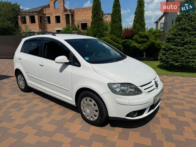 Білий Фольксваген Golf Plus, об'ємом двигуна 1.9 л та пробігом 261 тис. км за 6950 $, фото 1 на Automoto.ua