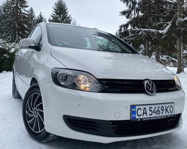 Білий Фольксваген Golf Plus, об'ємом двигуна 1.39 л та пробігом 251 тис. км за 6500 $, фото 1 на Automoto.ua
