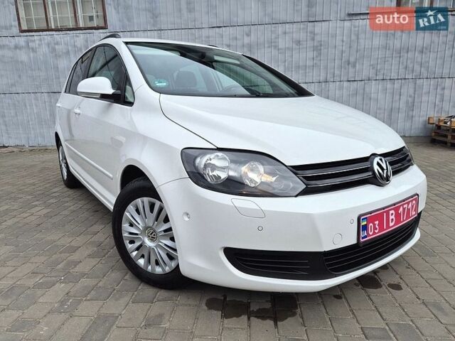 Белый Фольксваген Гольф Плюс, объемом двигателя 1.4 л и пробегом 235 тыс. км за 6550 $, фото 1 на Automoto.ua