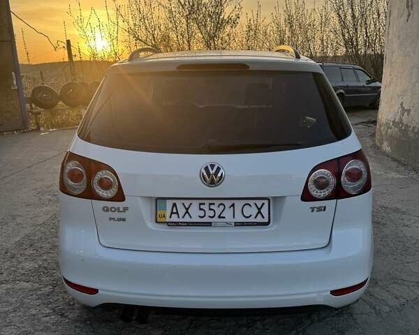 Білий Фольксваген Golf Plus, об'ємом двигуна 1.4 л та пробігом 320 тис. км за 8299 $, фото 1 на Automoto.ua