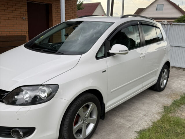 Білий Фольксваген Golf Plus, об'ємом двигуна 1.6 л та пробігом 170 тис. км за 15900 $, фото 1 на Automoto.ua