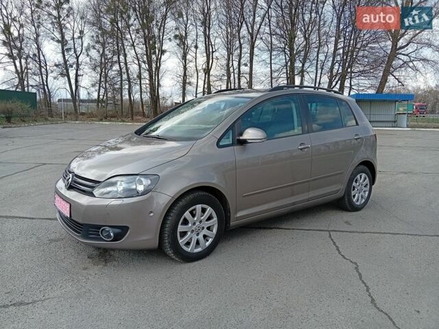 Бежевый Фольксваген Гольф Плюс, объемом двигателя 0 л и пробегом 171 тыс. км за 7600 $, фото 1 на Automoto.ua