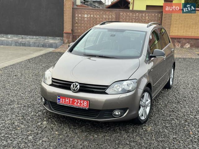 Бежевый Фольксваген Гольф Плюс, объемом двигателя 1.4 л и пробегом 192 тыс. км за 8300 $, фото 1 на Automoto.ua