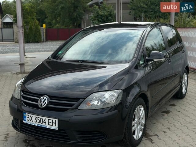 Чорний Фольксваген Golf Plus, об'ємом двигуна 1.39 л та пробігом 235 тис. км за 5000 $, фото 1 на Automoto.ua