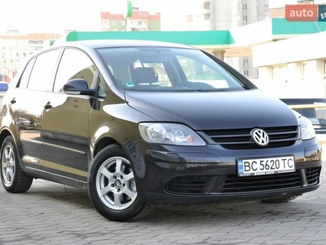 Черный Фольксваген Гольф Плюс, объемом двигателя 1.6 л и пробегом 185 тыс. км за 5200 $, фото 1 на Automoto.ua