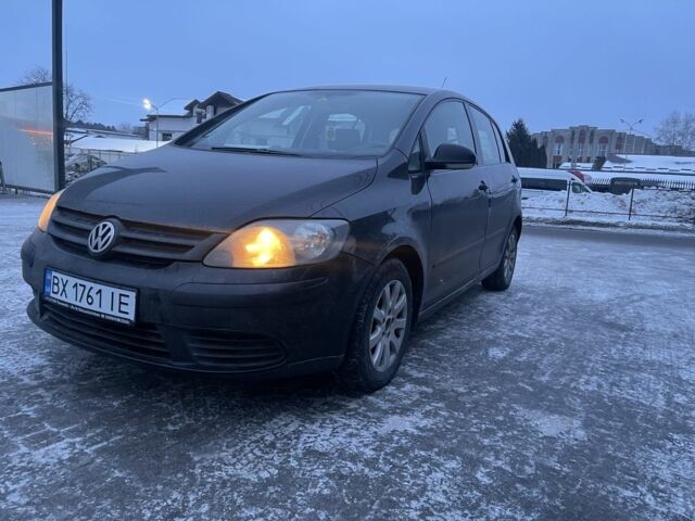 Чорний Фольксваген Golf Plus, об'ємом двигуна 1.4 л та пробігом 235 тис. км за 5850 $, фото 1 на Automoto.ua