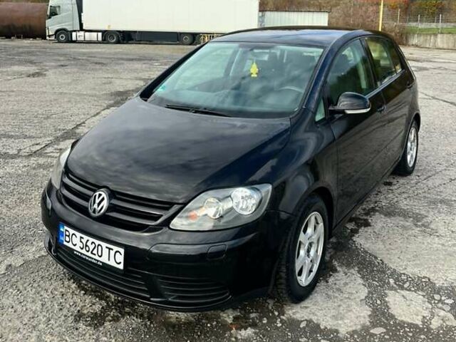 Черный Фольксваген Гольф Плюс, объемом двигателя 1.6 л и пробегом 182 тыс. км за 5200 $, фото 1 на Automoto.ua