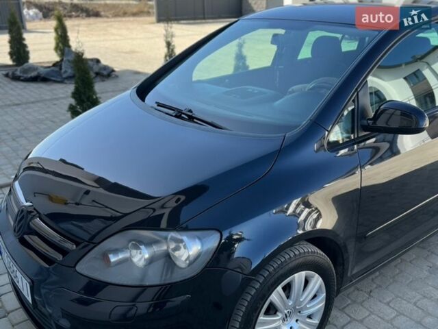 Чорний Фольксваген Golf Plus, об'ємом двигуна 1.6 л та пробігом 249 тис. км за 5900 $, фото 1 на Automoto.ua