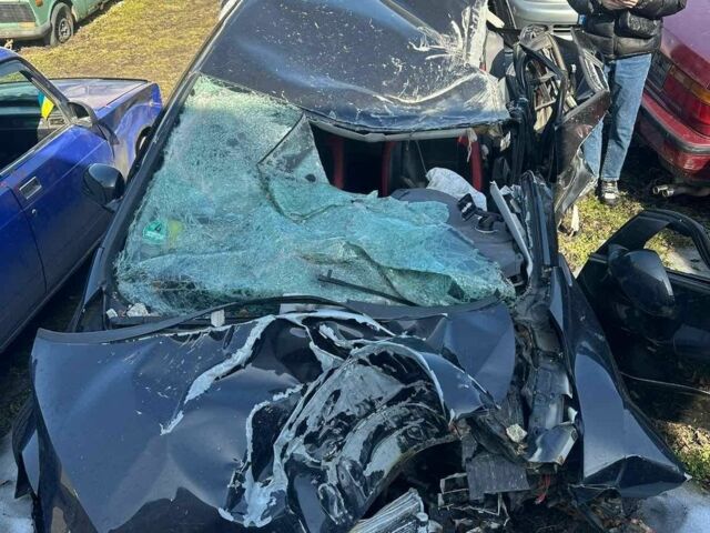 Черный Фольксваген Гольф Плюс, объемом двигателя 2 л и пробегом 300 тыс. км за 800 $, фото 1 на Automoto.ua