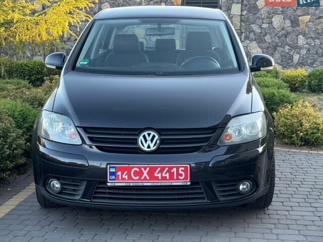Чорний Фольксваген Golf Plus, об'ємом двигуна 1.6 л та пробігом 223 тис. км за 5800 $, фото 1 на Automoto.ua