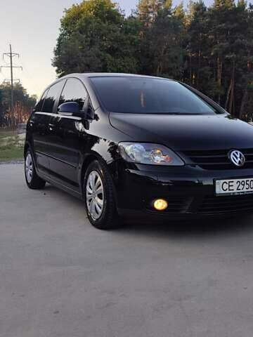 Черный Фольксваген Гольф Плюс, объемом двигателя 2 л и пробегом 250 тыс. км за 6700 $, фото 1 на Automoto.ua