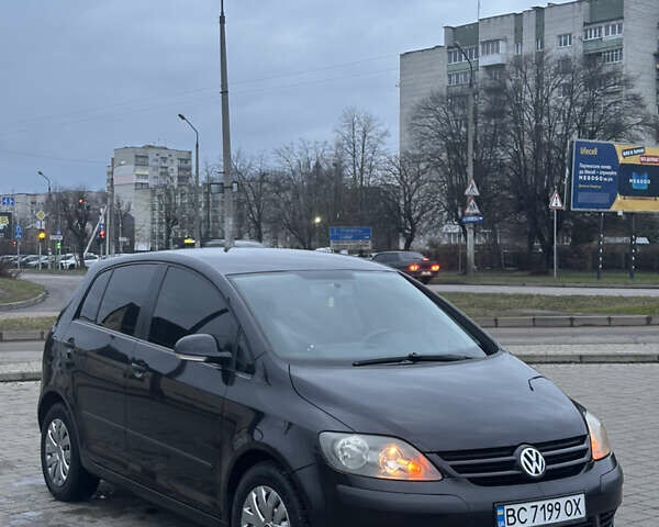 Чорний Фольксваген Golf Plus, об'ємом двигуна 1.6 л та пробігом 242 тис. км за 5650 $, фото 1 на Automoto.ua