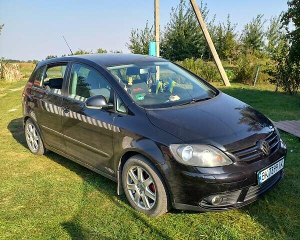 Чорний Фольксваген Golf Plus, об'ємом двигуна 1.6 л та пробігом 140 тис. км за 5800 $, фото 1 на Automoto.ua
