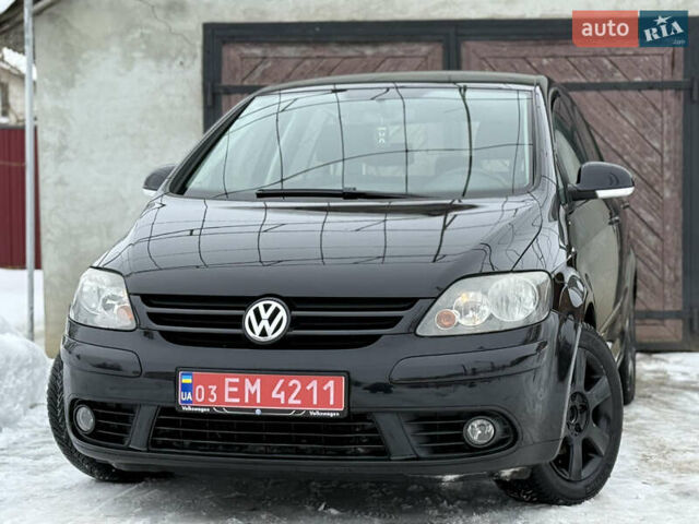 Черный Фольксваген Гольф Плюс, объемом двигателя 1.6 л и пробегом 209 тыс. км за 5650 $, фото 1 на Automoto.ua
