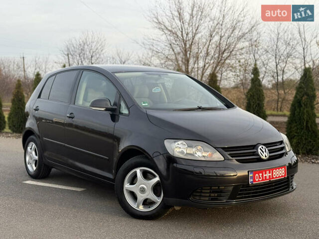 Чорний Фольксваген Golf Plus, об'ємом двигуна 1.6 л та пробігом 230 тис. км за 6200 $, фото 1 на Automoto.ua