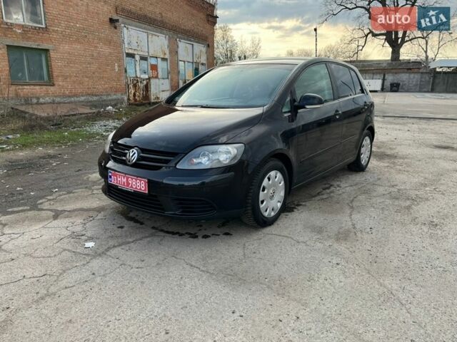 Чорний Фольксваген Golf Plus, об'ємом двигуна 1.6 л та пробігом 236 тис. км за 5800 $, фото 1 на Automoto.ua
