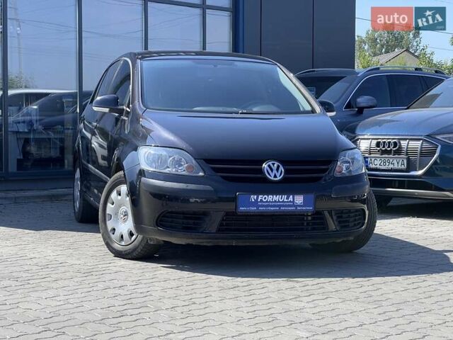 Чорний Фольксваген Golf Plus, об'ємом двигуна 1.6 л та пробігом 215 тис. км за 4990 $, фото 1 на Automoto.ua