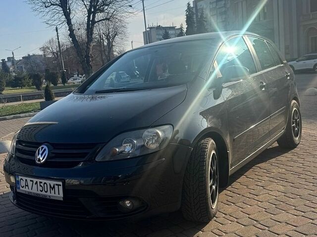 Чорний Фольксваген Golf Plus, об'ємом двигуна 1.6 л та пробігом 202 тис. км за 5300 $, фото 1 на Automoto.ua