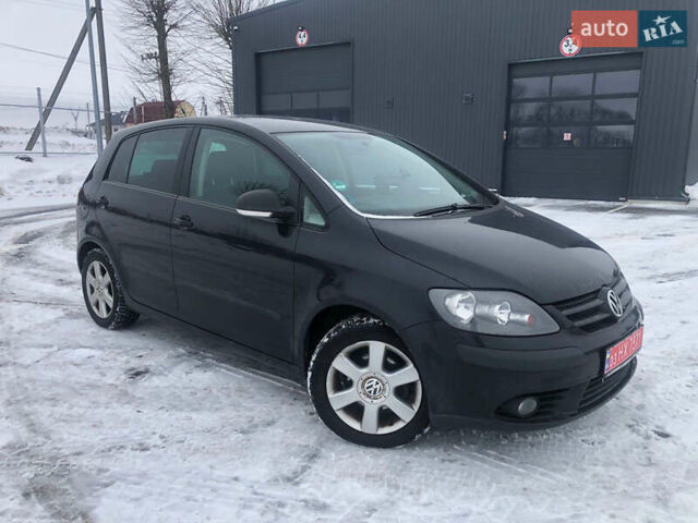 Чорний Фольксваген Golf Plus, об'ємом двигуна 1.6 л та пробігом 228 тис. км за 5299 $, фото 1 на Automoto.ua