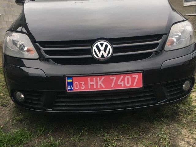 Черный Фольксваген Гольф Плюс, объемом двигателя 1.6 л и пробегом 249 тыс. км за 6800 $, фото 1 на Automoto.ua