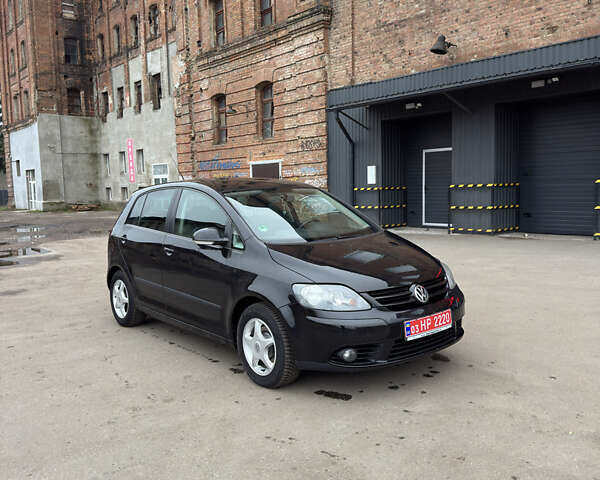 Фольксваген Гольф Плюс 2007 в Ахтырке на Automoto.ua Черный Фольксваген Гольф Плюс, объемом двигателя 1.6 л и пробегом 167 тыс. км за 6500 $, фото 1 на Automoto.ua