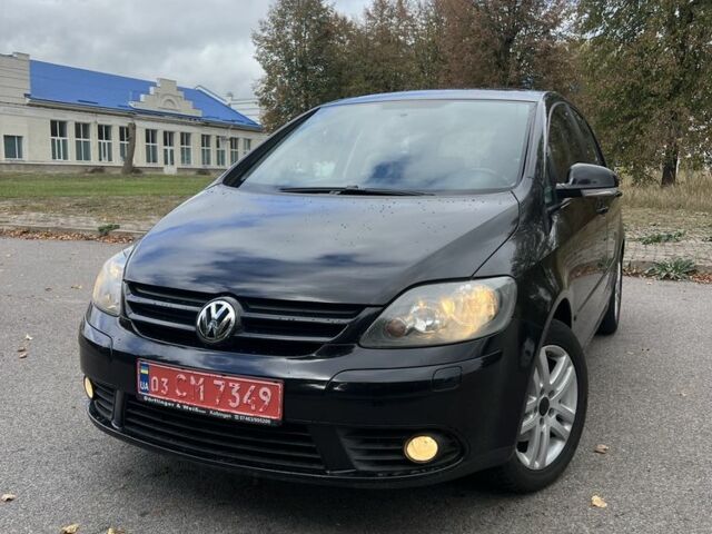 Чорний Фольксваген Golf Plus, об'ємом двигуна 1.6 л та пробігом 202 тис. км за 6021 $, фото 1 на Automoto.ua