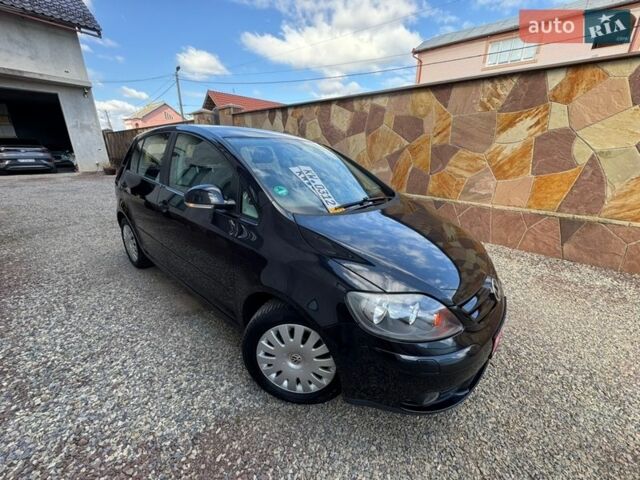 Черный Фольксваген Гольф Плюс, объемом двигателя 1.6 л и пробегом 197 тыс. км за 5500 $, фото 1 на Automoto.ua
