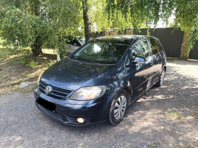 Чорний Фольксваген Golf Plus, об'ємом двигуна 1.9 л та пробігом 300 тис. км за 2357 $, фото 1 на Automoto.ua