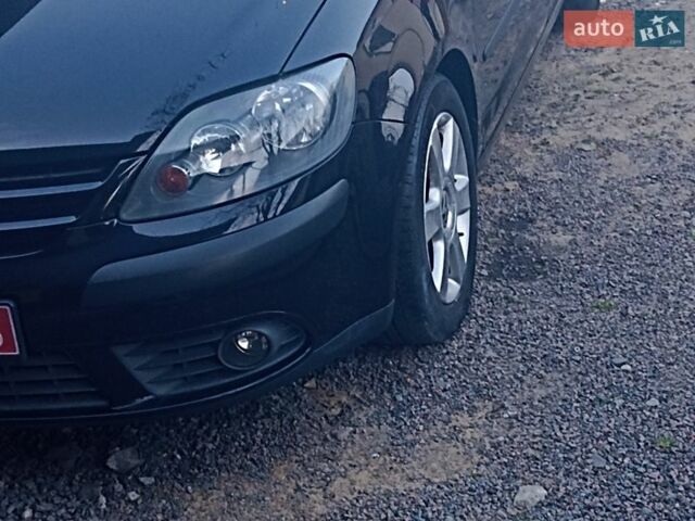 Чорний Фольксваген Golf Plus, об'ємом двигуна 1.6 л та пробігом 175 тис. км за 6300 $, фото 1 на Automoto.ua