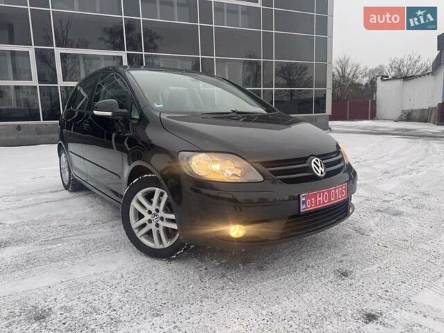 Черный Фольксваген Гольф Плюс, объемом двигателя 1.6 л и пробегом 242 тыс. км за 7100 $, фото 1 на Automoto.ua