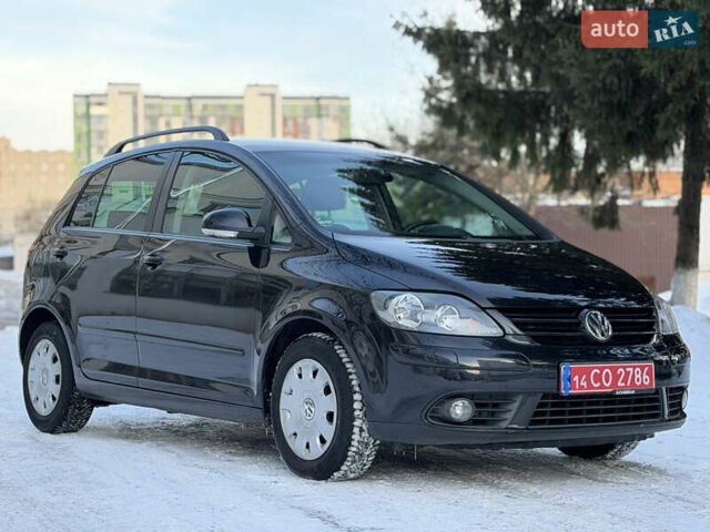 Черный Фольксваген Гольф Плюс, объемом двигателя 1.6 л и пробегом 187 тыс. км за 8199 $, фото 1 на Automoto.ua