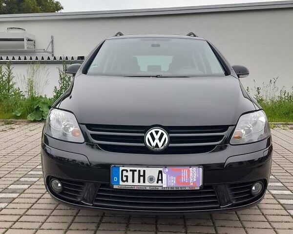 Чорний Фольксваген Golf Plus, об'ємом двигуна 1.6 л та пробігом 107 тис. км за 7000 $, фото 1 на Automoto.ua