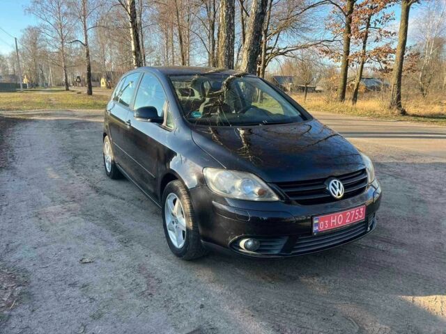 Черный Фольксваген Гольф Плюс, объемом двигателя 1.6 л и пробегом 186 тыс. км за 5700 $, фото 1 на Automoto.ua
