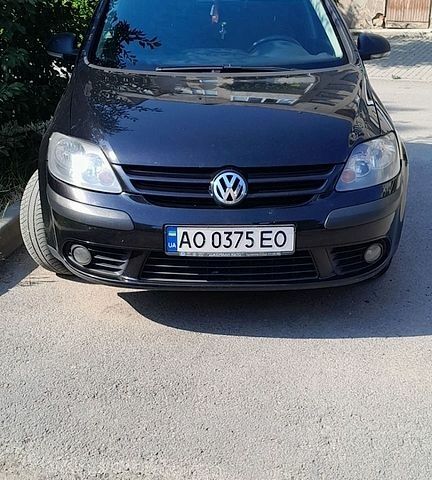 Чорний Фольксваген Golf Plus, об'ємом двигуна 1.9 л та пробігом 373 тис. км за 5500 $, фото 1 на Automoto.ua