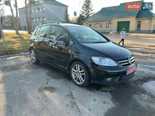 Черный Фольксваген Гольф Плюс, объемом двигателя 1.4 л и пробегом 168 тыс. км за 5999 $, фото 1 на Automoto.ua