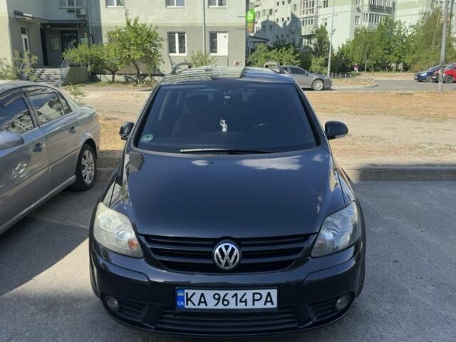 Чорний Фольксваген Golf Plus, об'ємом двигуна 1.4 л та пробігом 223 тис. км за 5715 $, фото 1 на Automoto.ua
