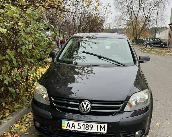 Чорний Фольксваген Golf Plus, об'ємом двигуна 1.6 л та пробігом 139 тис. км за 9000 $, фото 1 на Automoto.ua