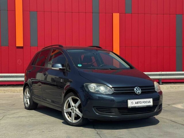 Чорний Фольксваген Golf Plus, об'ємом двигуна 0 л та пробігом 302 тис. км за 7309 $, фото 1 на Automoto.ua