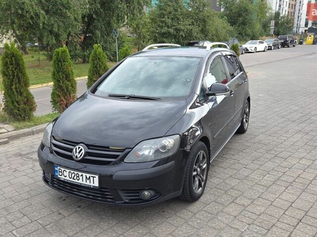 Чорний Фольксваген Golf Plus, об'ємом двигуна 1.6 л та пробігом 224 тис. км за 7200 $, фото 1 на Automoto.ua