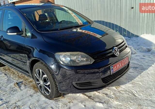 Черный Фольксваген Гольф Плюс, объемом двигателя 1.6 л и пробегом 198 тыс. км за 7499 $, фото 1 на Automoto.ua