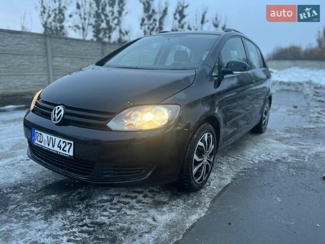 Чорний Фольксваген Golf Plus, об'ємом двигуна 1.6 л та пробігом 197 тис. км за 6850 $, фото 1 на Automoto.ua
