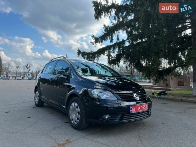 Чорний Фольксваген Golf Plus, об'ємом двигуна 1.6 л та пробігом 219 тис. км за 7100 $, фото 1 на Automoto.ua